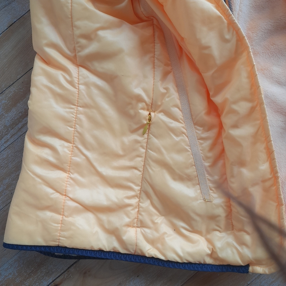 Lululemon zip up vest - Picture 4 of 6